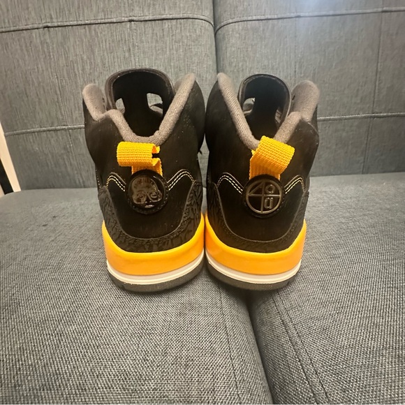 Air Jordan Spizike High Top Sneaker Black University Gold Men's sz 13 - Picture 8 of 15